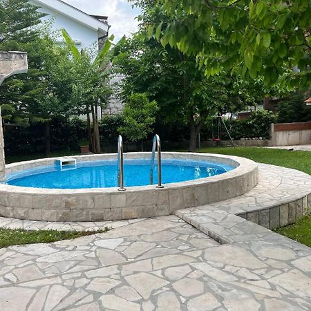 Apartments Apple Cat Montenegro Ko بِييلا المظهر الخارجي الصورة