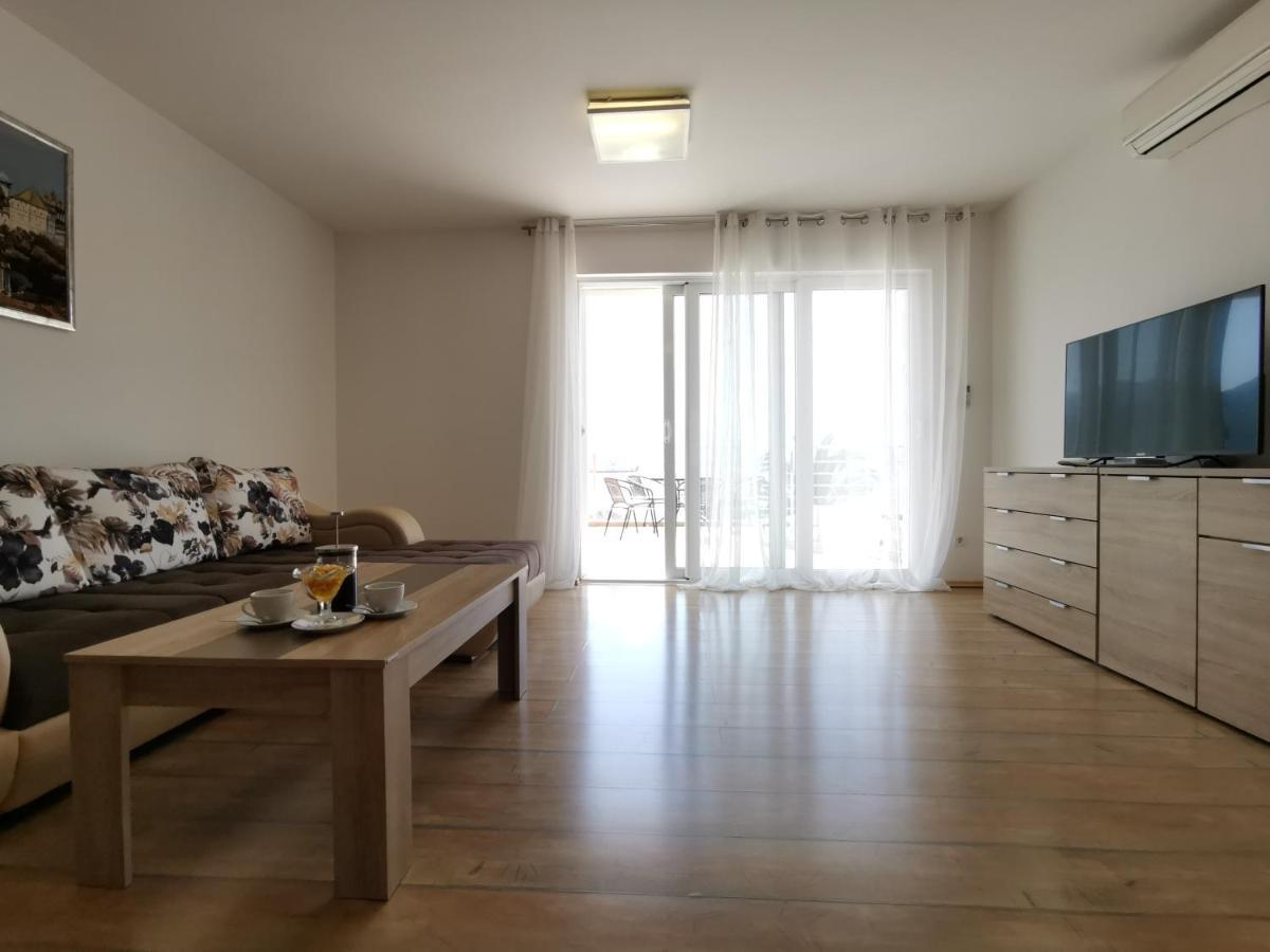 Apartments Apple Cat Montenegro Ko بِييلا المظهر الخارجي الصورة