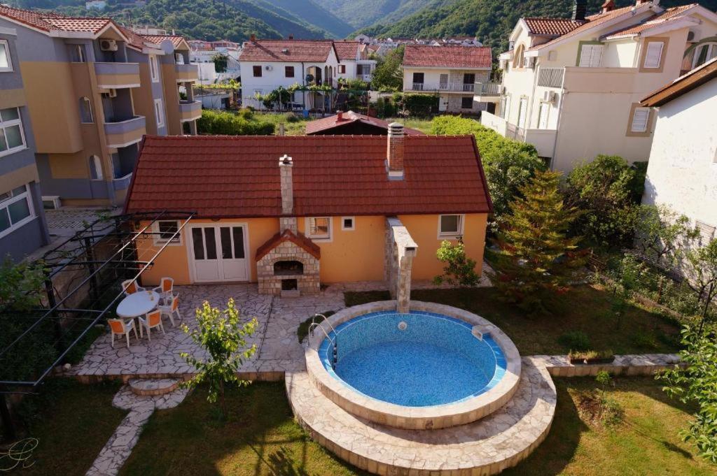 Apartments Apple Cat Montenegro Ko بِييلا المظهر الخارجي الصورة