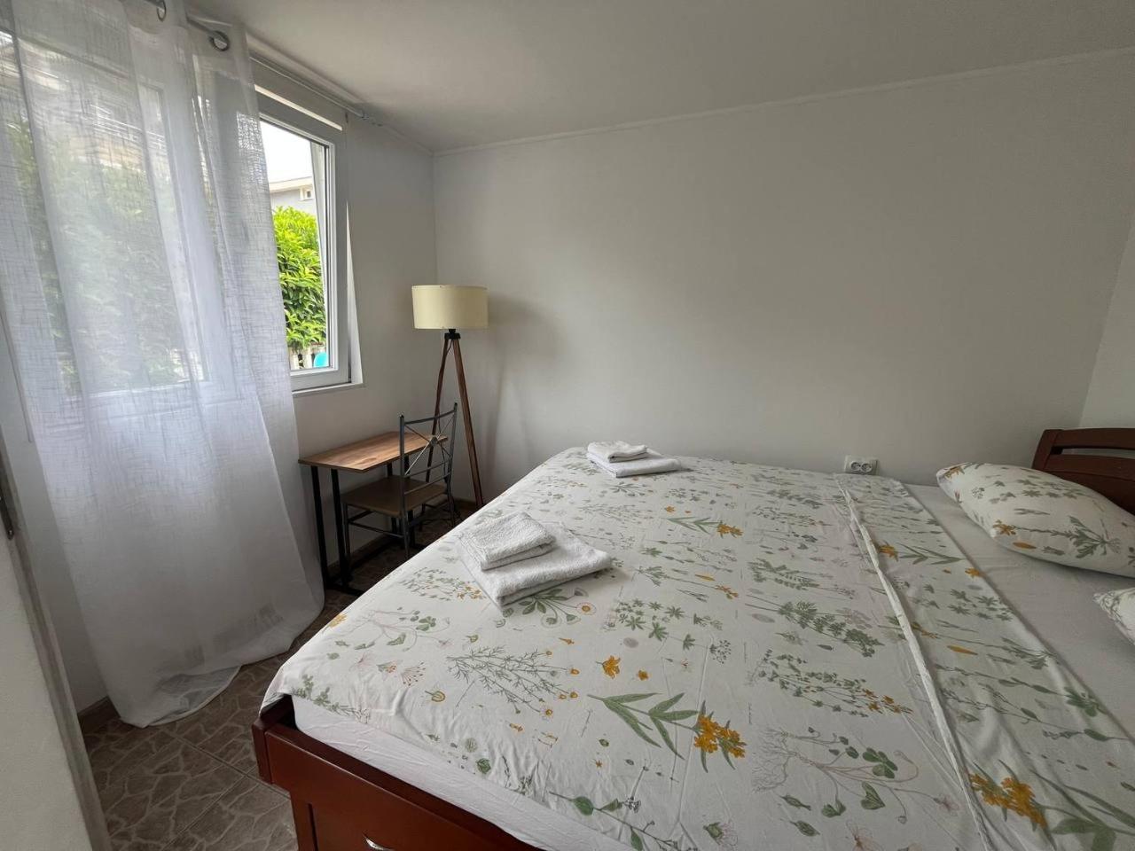 Apartments Apple Cat Montenegro Ko بِييلا المظهر الخارجي الصورة