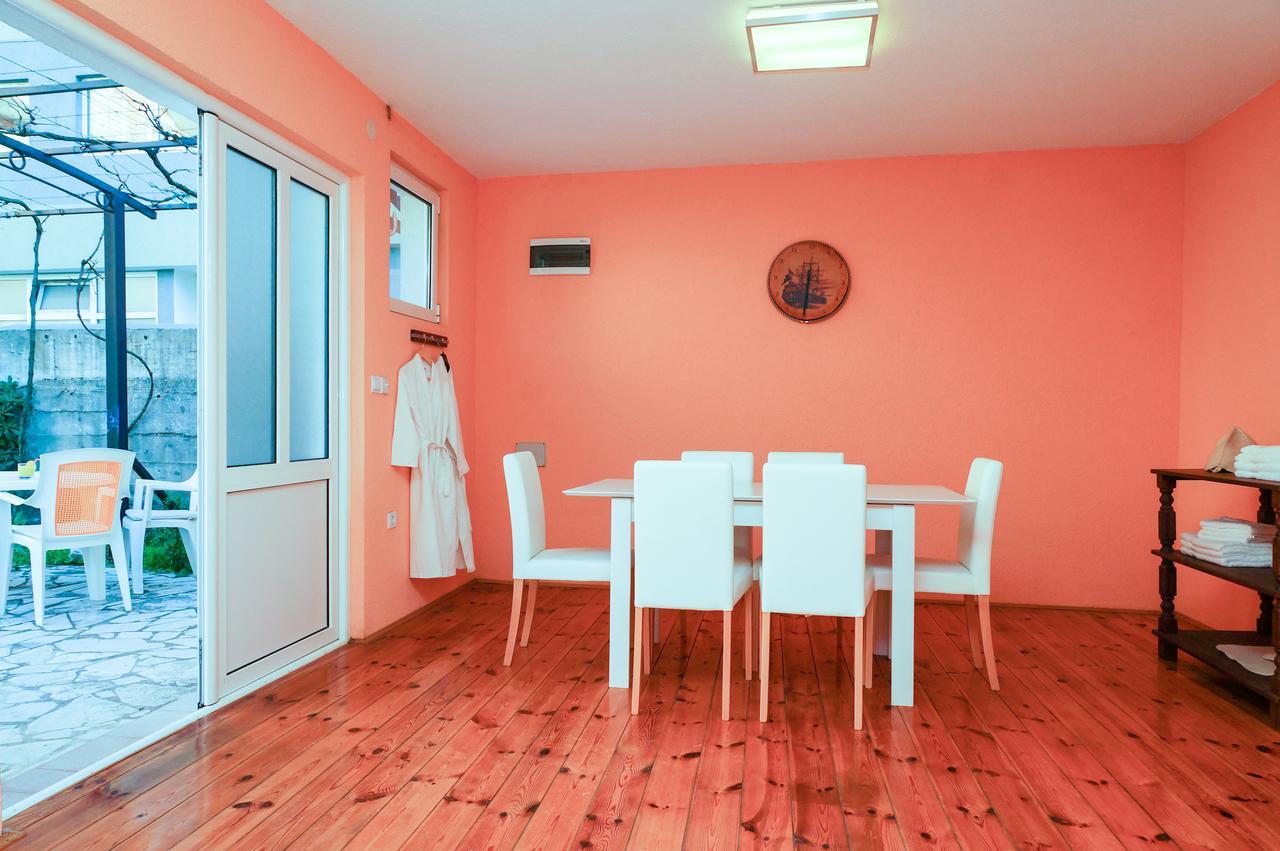 Apartments Apple Cat Montenegro Ko بِييلا المظهر الخارجي الصورة