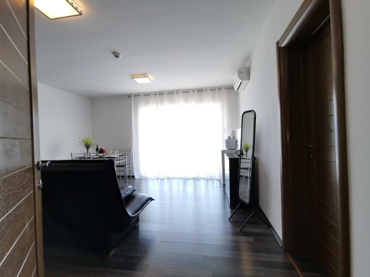 Apartments Apple Cat Montenegro Ko بِييلا المظهر الخارجي الصورة